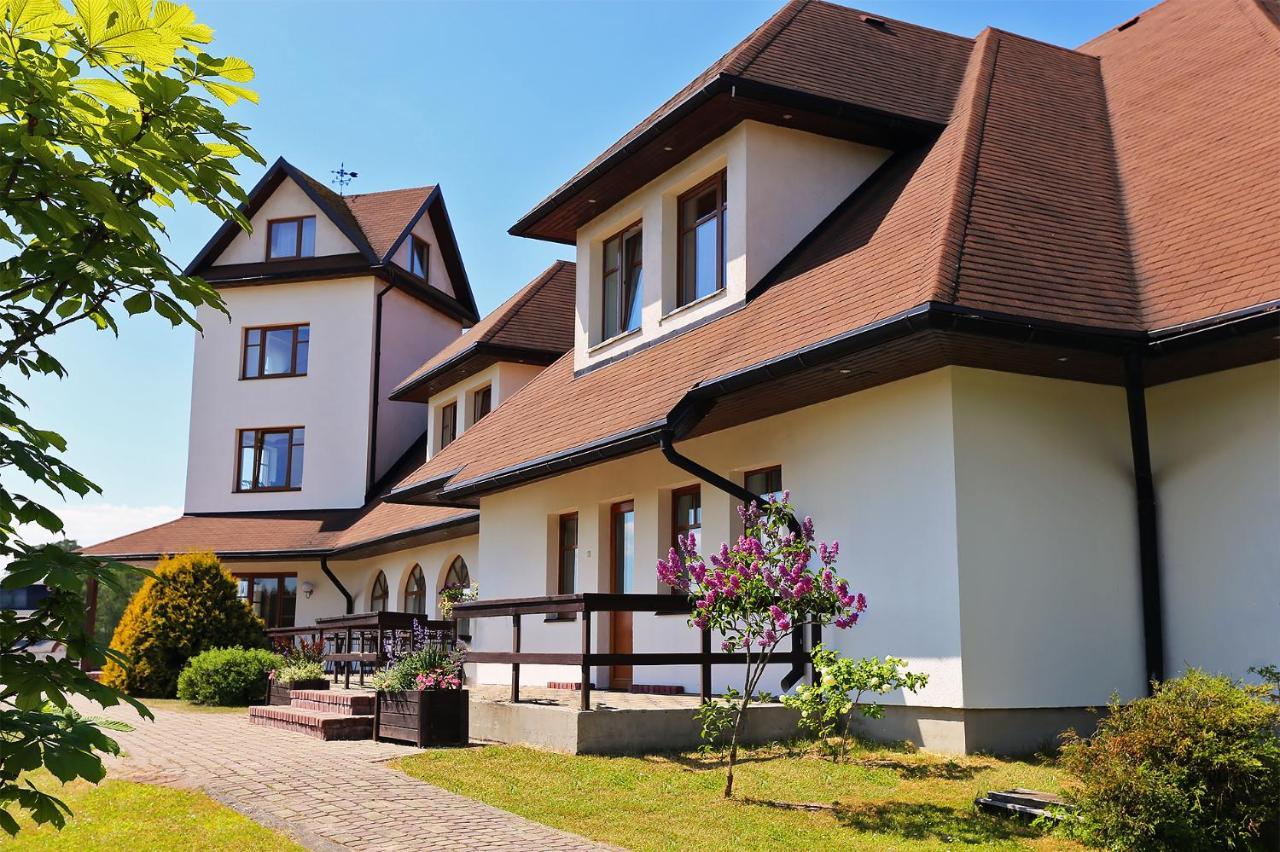 Guesthouse Cetri Veji Turkalne Екстериор снимка