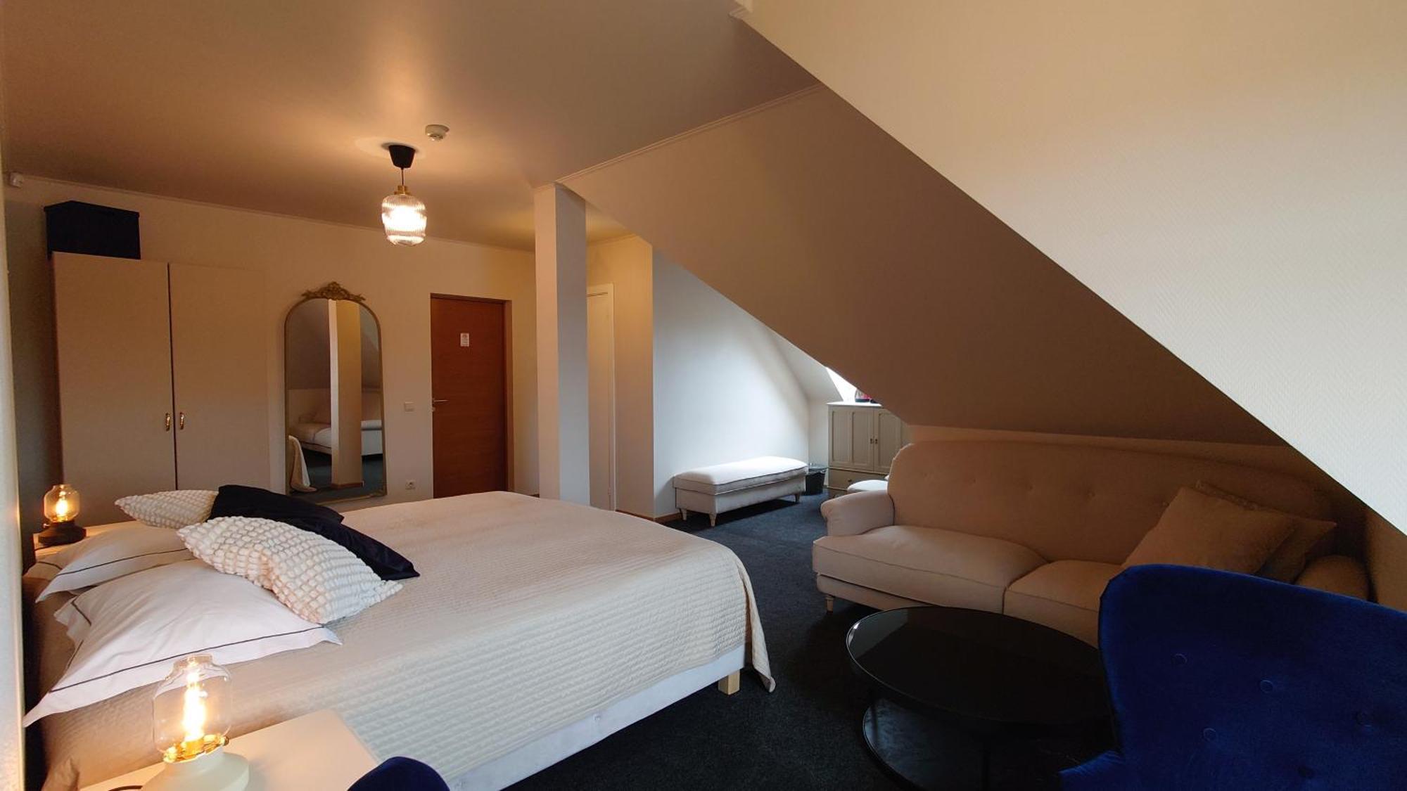 Guesthouse Cetri Veji Turkalne Екстериор снимка