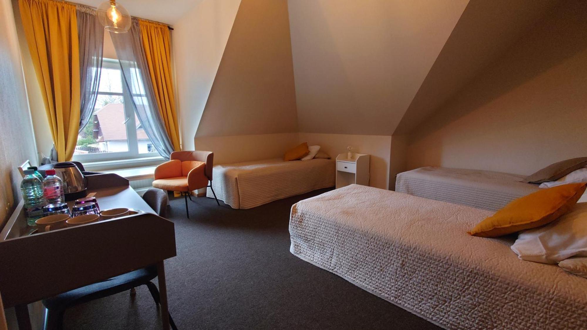 Guesthouse Cetri Veji Turkalne Екстериор снимка