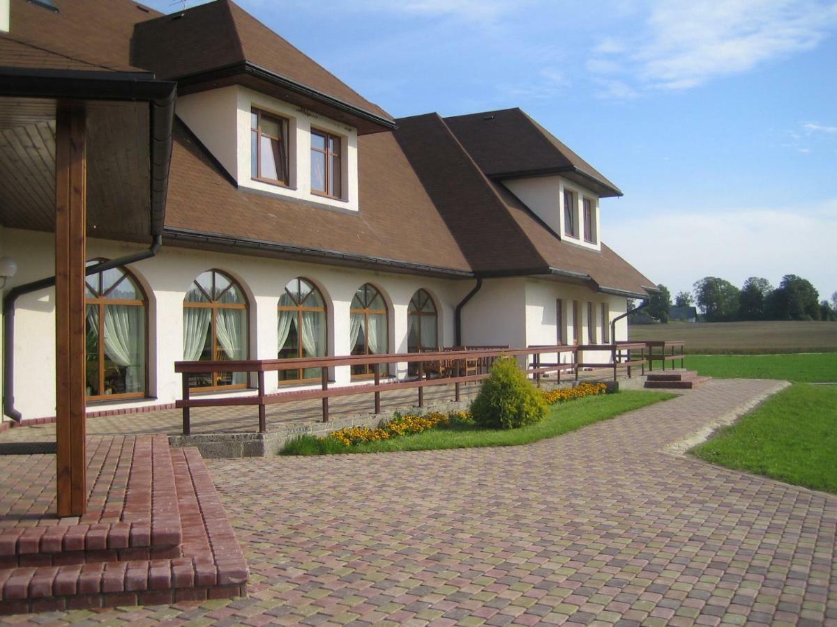 Guesthouse Cetri Veji Turkalne Екстериор снимка